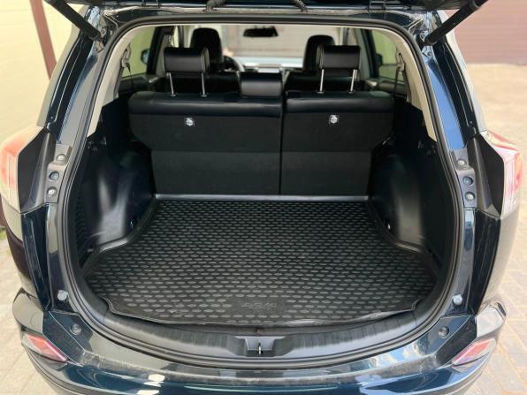 Toyota RAV4 IV (XA40) Рестайлинг с пробегом 2019 года, цена 3 190 000 рублей, 36520 км, внедорожник, Автокод Объявления
