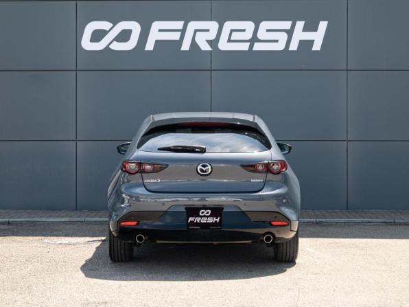 Mazda 3 IV (BP) с пробегом 2021 года, цена 1 910 000 рублей, 106204 км, хэтчбек, Автокод Объявления