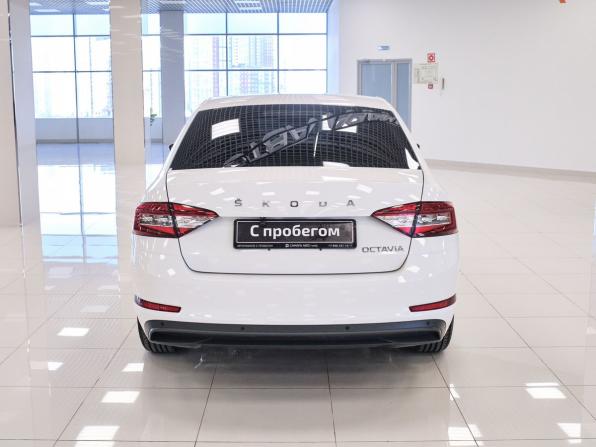 Skoda Octavia III (A7) Рестайлинг с пробегом 2023 года, цена 2 033 000 рублей, 105300 км, лифтбек, Автокод Объявления