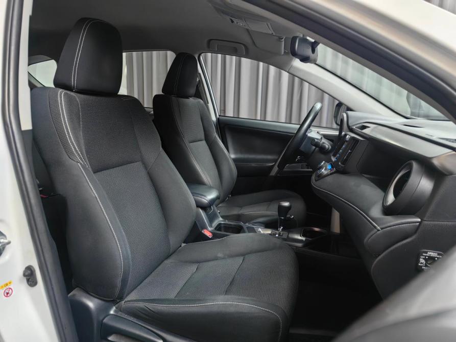 Toyota RAV4 IV (XA40) Рестайлинг Москва  - изображение 8