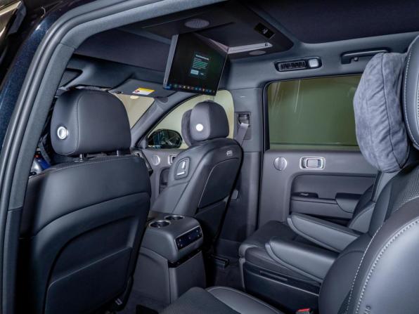 Li Auto (Lixiang) L9 I с пробегом 2024 года, цена 6 850 000 рублей, 76016 км, внедорожник, Автокод Объявления