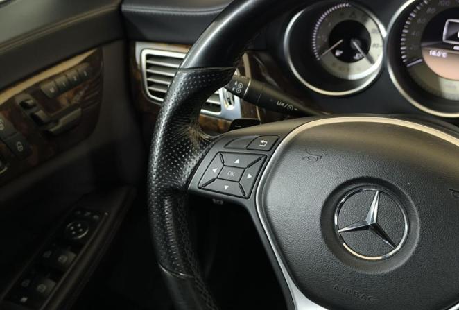 Mercedes-Benz CLS II (C218) с пробегом 2011 года, цена 1 900 000 рублей, 137000 км, седан, Автокод Объявления