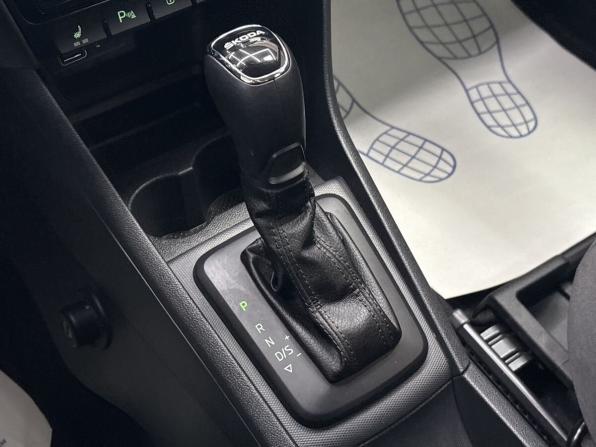 Skoda Rapid I Рестайлинг с пробегом 2019 года, цена 1 645 000 рублей, 88368 км, лифтбек, Автокод Объявления