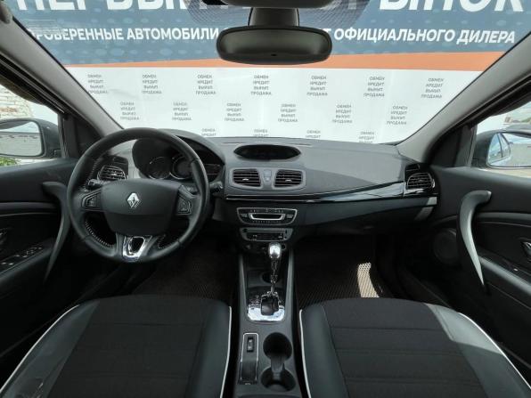 Renault Megane III Рестайлинг с пробегом 2013 года, цена 799 900 рублей, 176819 км, хэтчбек, Автокод Объявления