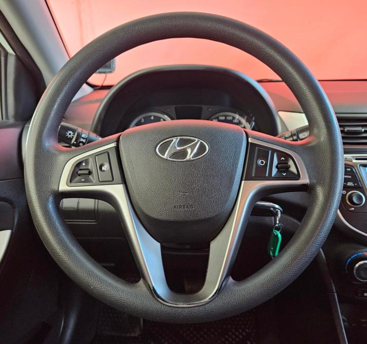 Hyundai Solaris I Рестайлинг Вологда  - изображение 11