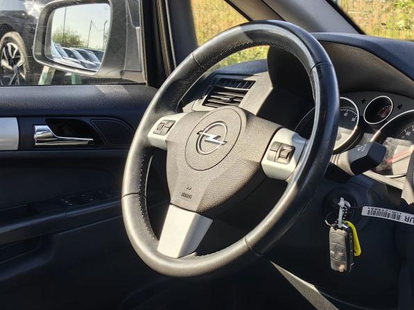 Opel Zafira B Рестайлинг с пробегом 2012 года, цена 799 000 рублей, 163000 км, компактвэн, Автокод Объявления