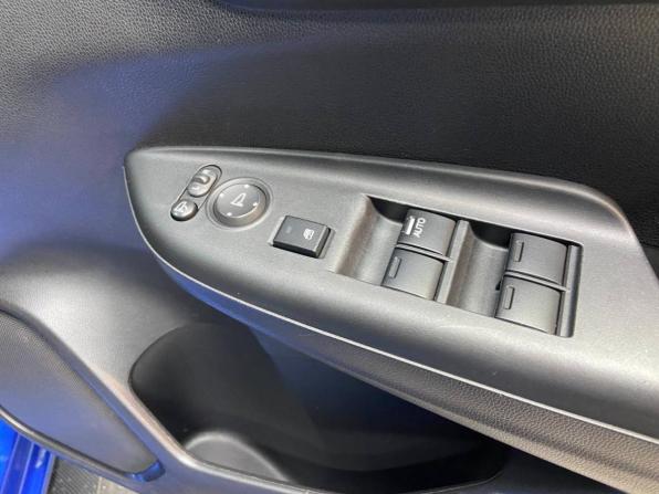 Honda Fit III с пробегом 2015 года, цена 950 000 рублей, 131416 км, хэтчбек, Автокод Объявления