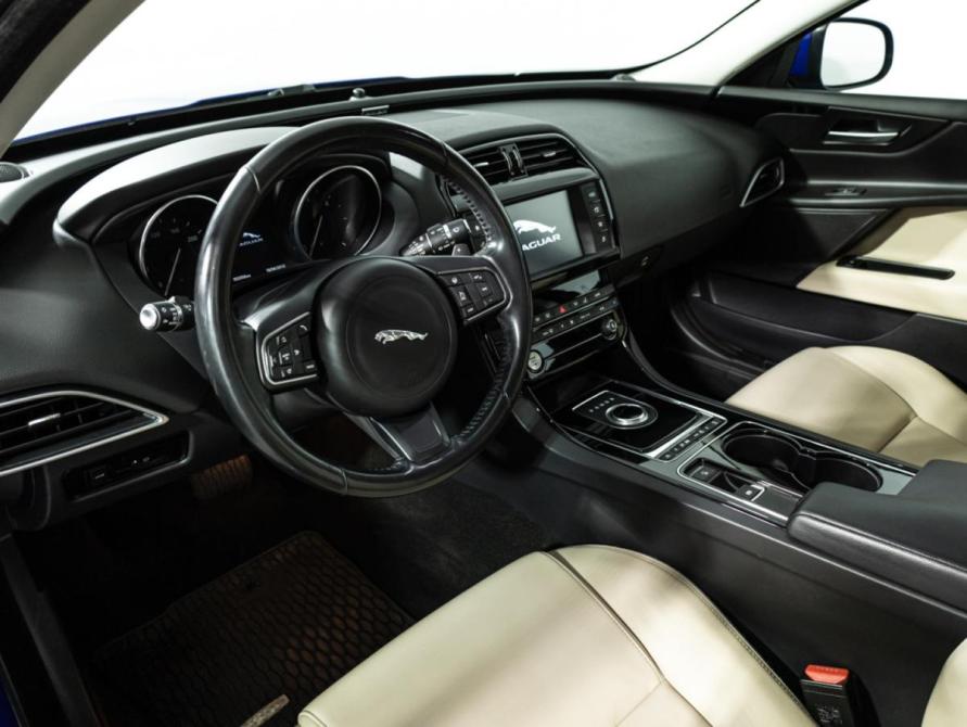 Jaguar XE I Санкт-Петербург  - изображение 12