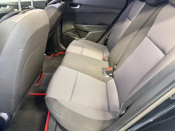 Hyundai Solaris II Рестайлинг с пробегом 2021 года, цена 1 740 000 рублей, 59637 км, седан, Автокод Объявления