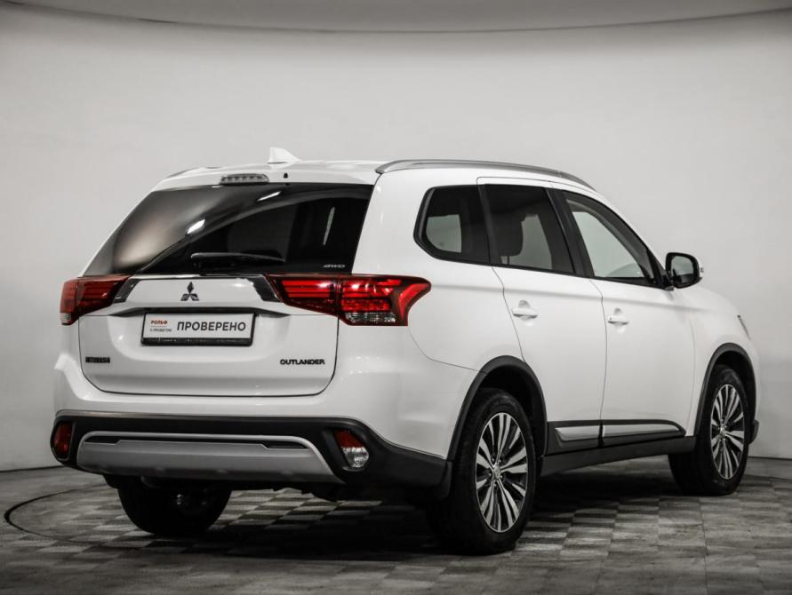Mitsubishi Outlander III Рестайлинг 3 Санкт-Петербург  - изображение 6