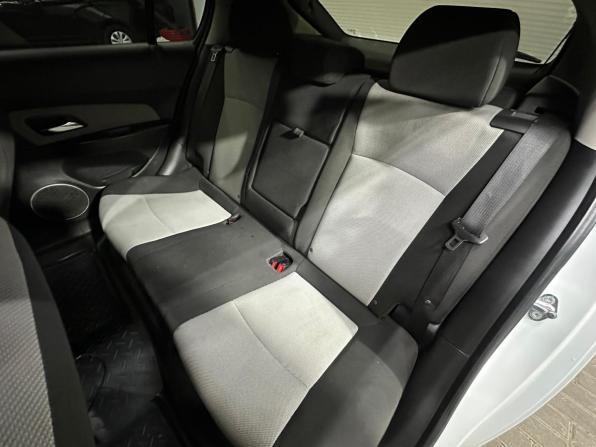 Chevrolet Cruze I Рестайлинг с пробегом 2013 года, цена 799 000 рублей, 105000 км, хэтчбек, Автокод Объявления
