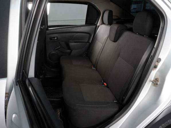 Renault Logan II Рестайлинг с пробегом 2019 года, цена 869 000 рублей, 103552 км, седан, Автокод Объявления