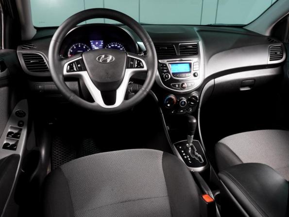 Hyundai Solaris I с пробегом 2012 года, цена 939 000 рублей, 218914 км, седан, Автокод Объявления