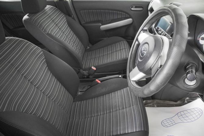 Mazda Demio III (DE) с пробегом 2009 года, цена 649 000 рублей, 113000 км, хэтчбек, Автокод Объявления