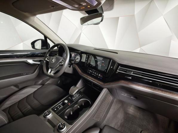 Volkswagen Touareg III с пробегом 2020 года, цена 4 900 000 рублей, 83586 км, внедорожник, Автокод Объявления