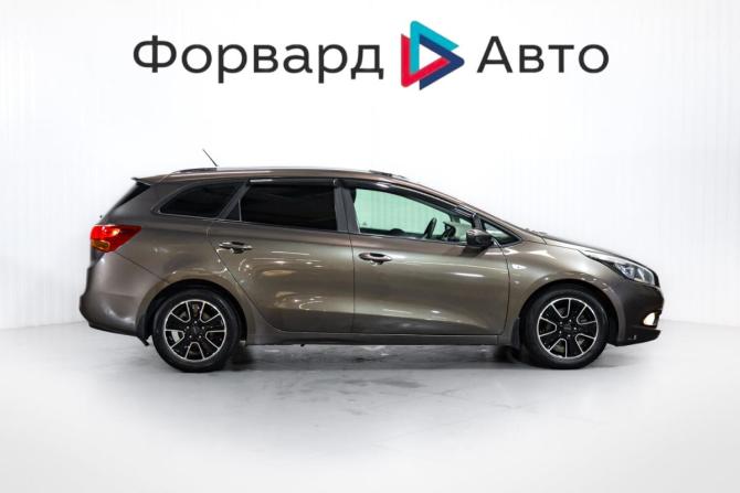 Kia Ceed II с пробегом 2014 года, цена 949 999 рублей, 177000 км, универсал, Автокод Объявления