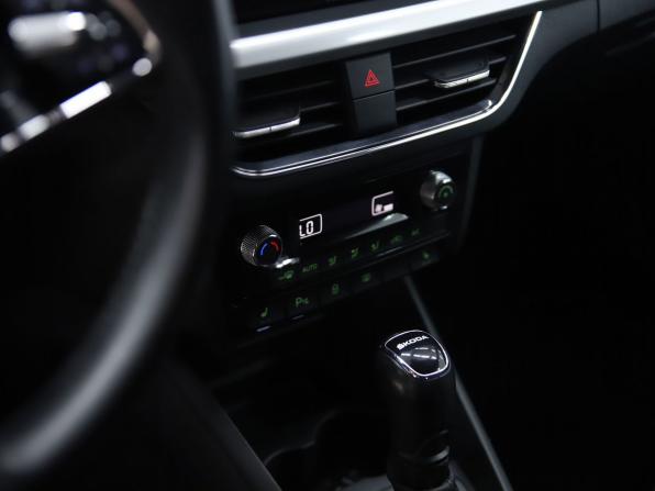 Skoda Rapid II с пробегом 2020 года, цена 1 690 000 рублей, 83002 км, лифтбек, Автокод Объявления