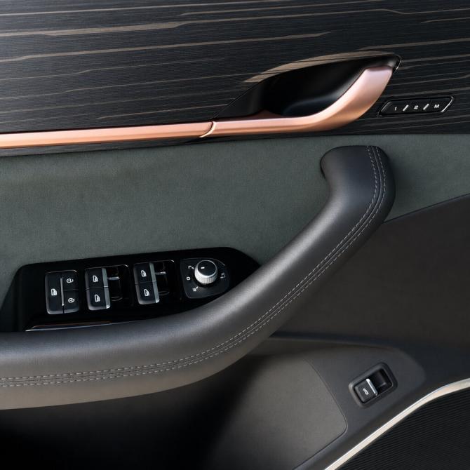 Geely Monjaro I Набережные Челны  - изображение 11