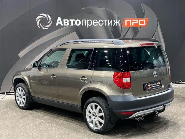 Skoda Yeti I с пробегом 2012 года, цена 1 130 000 рублей, 215030 км, внедорожник, Автокод Объявления