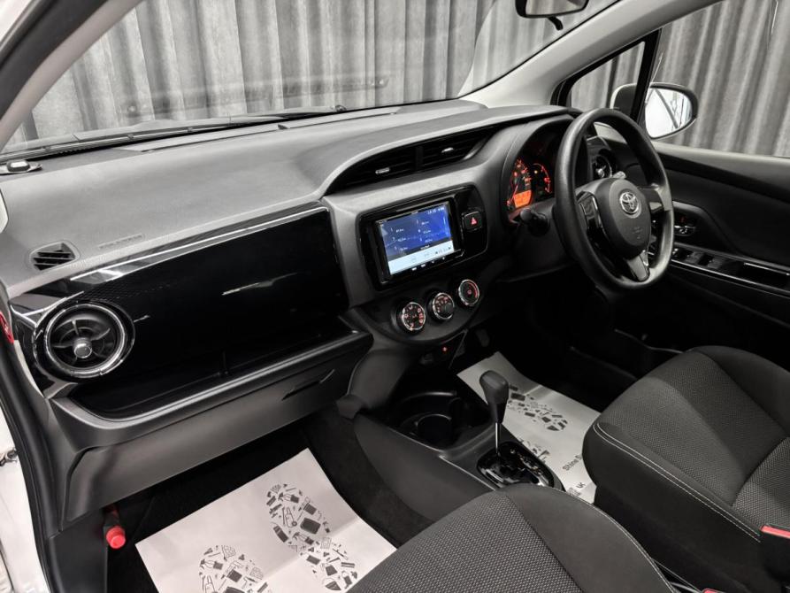 Toyota Vitz III (XP130) Рестайлинг 2 Красноярск  - изображение 13