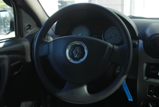 Renault Sandero I с пробегом 2013 года, цена 610 000 рублей, 131478 км, хэтчбек, Автокод Объявления
