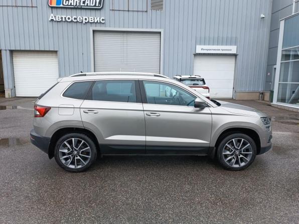 Skoda Karoq I с пробегом 2020 года, цена 2 673 000 рублей, 78000 км, внедорожник, Автокод Объявления