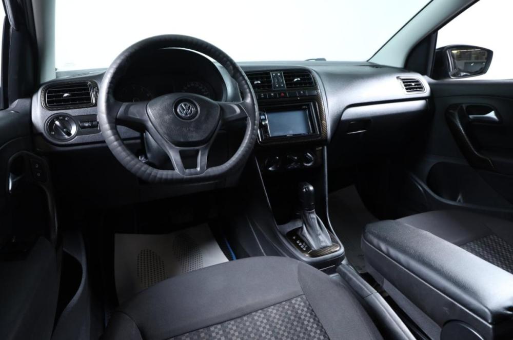 Volkswagen Polo V Рестайлинг Новосибирск  - изображение 8