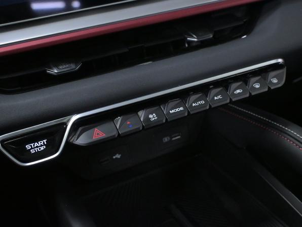 Geely Coolray I Рестайлинг с пробегом 2024 года, цена 2 310 000 рублей, 2400 км, внедорожник, Автокод Объявления