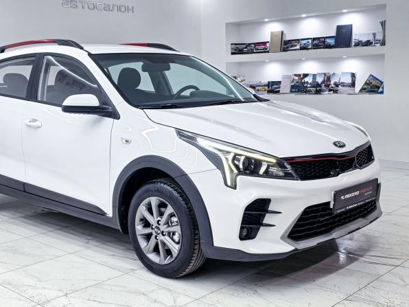 Kia Rio IV Рестайлинг с пробегом 2021 года, цена 1 649 000 рублей, 137000 км, хэтчбек, Автокод Объявления
