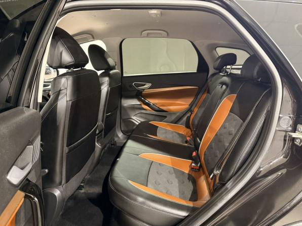 Lada (ВАЗ) Vesta I Рестайлинг (NG) с пробегом 2024 года, цена 1 377 000 рублей, 45797 км, универсал, Автокод Объявления