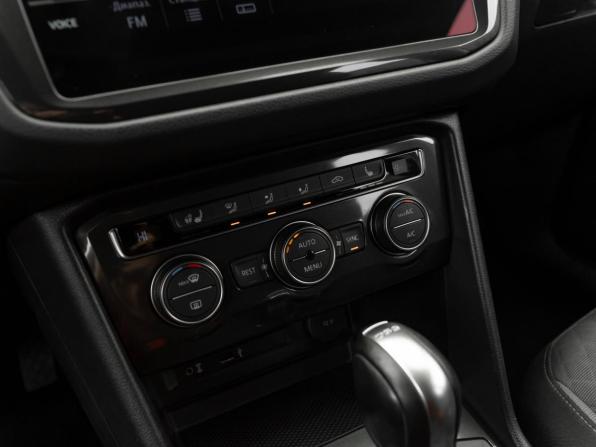 Volkswagen Tiguan II с пробегом 2017 года, цена 2 840 000 рублей, 73667 км, внедорожник, Автокод Объявления