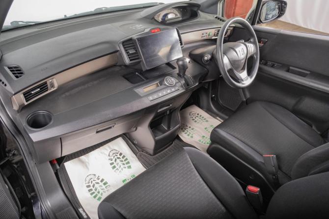 Honda Freed I Рестайлинг с пробегом 2012 года, цена 1 199 000 рублей, 103701 км, компактвэн, Автокод Объявления