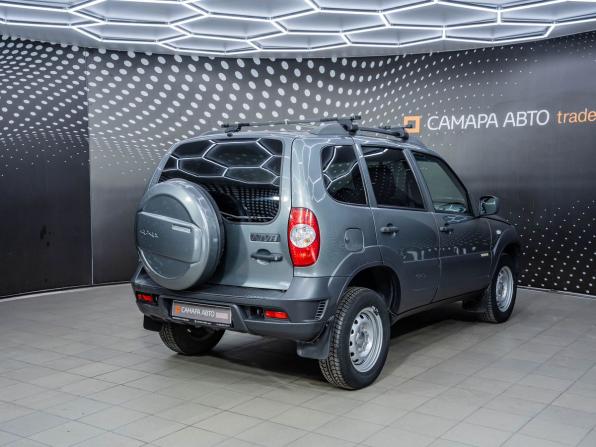 Chevrolet Niva I Рестайлинг с пробегом 2017 года, цена 637 000 рублей, 178110 км, внедорожник, Автокод Объявления
