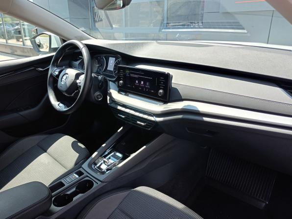 Skoda Octavia IV (A8) с пробегом 2021 года, цена 2 239 000 рублей, 88440 км, лифтбек, Автокод Объявления