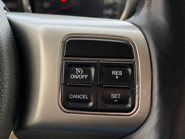 Jeep Grand Cherokee IV (WK2) с пробегом 2011 года, цена 2 100 000 рублей, 113757 км, внедорожник, Автокод Объявления