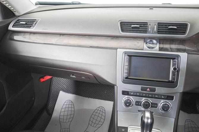 Volkswagen Passat B7 с пробегом 2013 года, цена 1 179 000 рублей, 150000 км, седан, Автокод Объявления