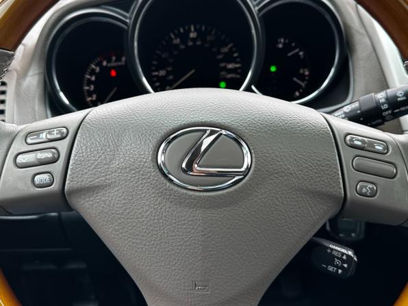 Lexus RX II с пробегом 2005 года, цена 1 350 000 рублей, 252307 км, внедорожник, Автокод Объявления