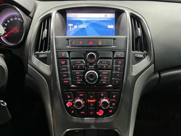 Opel Astra J с пробегом 2011 года, цена 750 000 рублей, 170143 км, универсал, Автокод Объявления