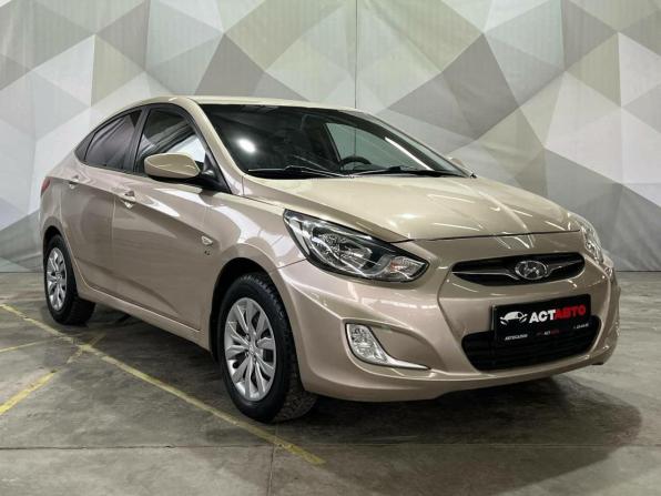 Hyundai Solaris I с пробегом 2011 года, цена 750 000 рублей, 192299 км, седан, Автокод Объявления