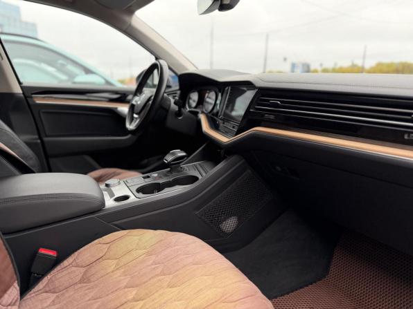Volkswagen Touareg III с пробегом 2019 года, цена 4 575 000 рублей, 97523 км, внедорожник, Автокод Объявления