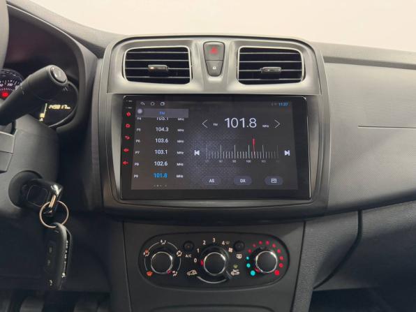 Renault Logan II Рестайлинг с пробегом 2019 года, цена 915 000 рублей, 149787 км, седан, Автокод Объявления