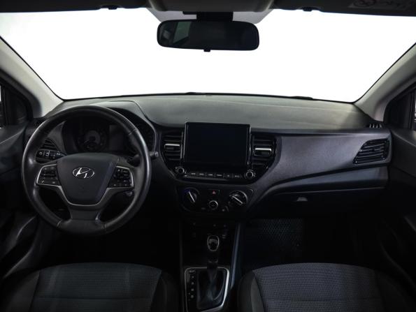 Hyundai Solaris II Рестайлинг с пробегом 2020 года, цена 1 675 000 рублей, 47850 км, седан, Автокод Объявления