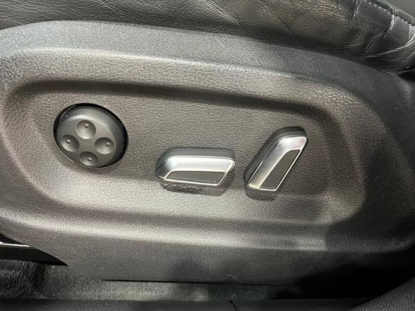 Audi Q5 I (8R) Рестайлинг с пробегом 2012 года, цена 1 890 000 рублей, 138228 км, внедорожник, Автокод Объявления