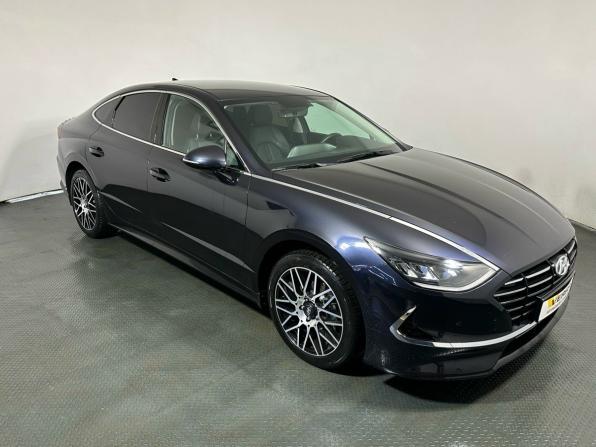 Hyundai Sonata VIII (DN8) с пробегом 2022 года, цена 2 950 000 рублей, 20200 км, седан, Автокод Объявления