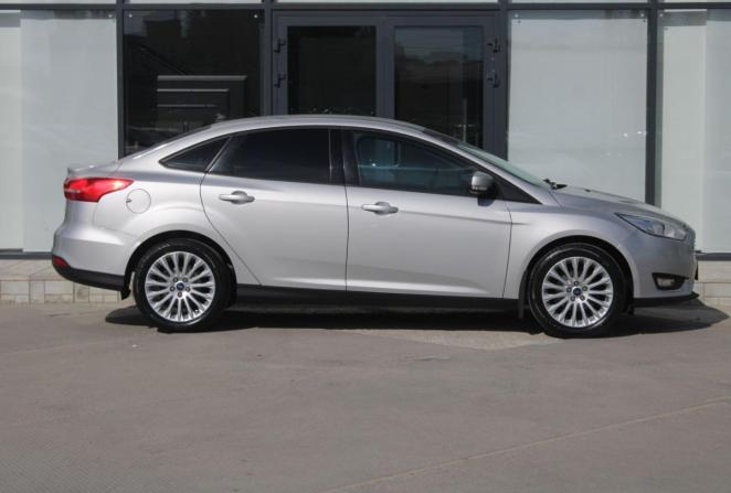 Ford Focus III Рестайлинг с пробегом 2018 года, цена 1 385 000 рублей, 139081 км, седан, Автокод Объявления