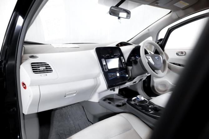Nissan Leaf I (ZE0/AZE0) с пробегом 2012 года, цена 499 000 рублей, 65500 км, хэтчбек, Автокод Объявления