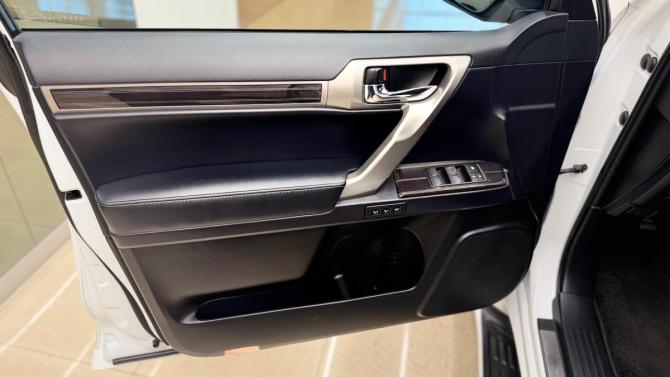 Lexus GX II Рестайлинг 2 с пробегом 2020 года, цена 6 950 000 рублей, 120000 км, внедорожник, Автокод Объявления