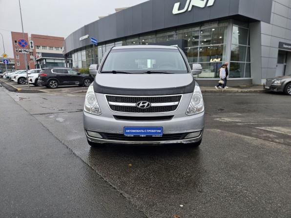 Hyundai Grand Starex I с пробегом 2015 года, цена 2 100 000 рублей, 357083 км, минивэн, Автокод Объявления