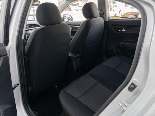 Kia Rio IV Рестайлинг с пробегом 2021 года, цена 1 649 030 рублей, 120042 км, седан, Автокод Объявления
