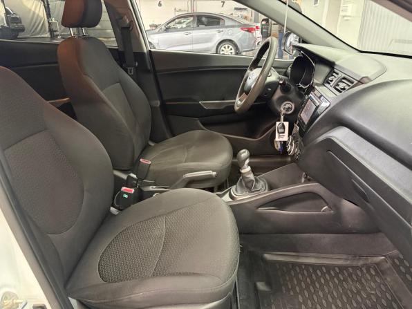 Kia Rio III с пробегом 2013 года, цена 897 000 рублей, 176633 км, седан, Автокод Объявления